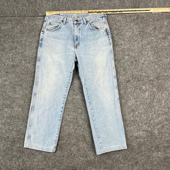 Wrangler Denim - Wrangler Jeans Womens Size 32x27 Light Wash Blue Straight Leg Classic Denim